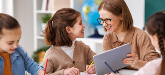 Comunicándonos en contextos educativos