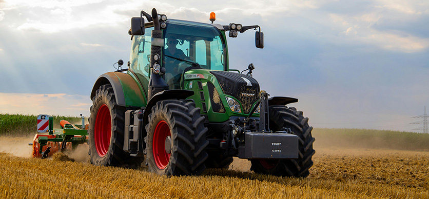 Prevención de riesgos en el uso de tractor en labores agrícolas