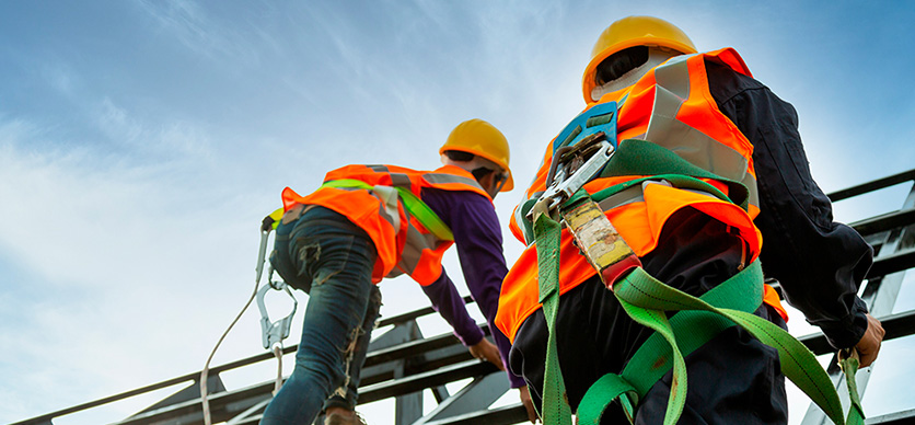 Seguridad en trabajos en altura (Curso restringido a trabajadores afiliados que se desempeñan en labores de riesgos mayores)
